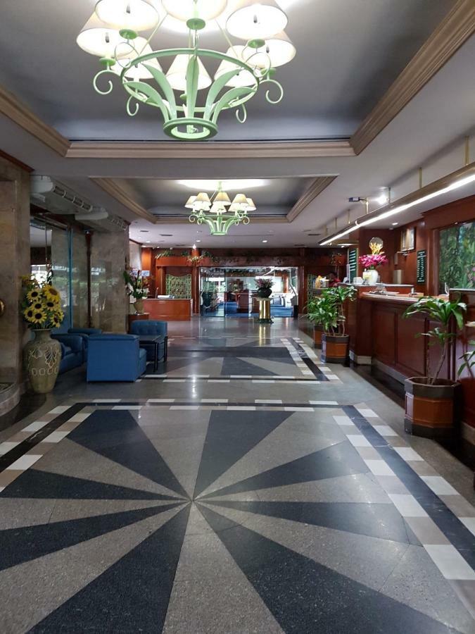 The Park Hotel Sukhumvit 7 Bangkok Luaran gambar